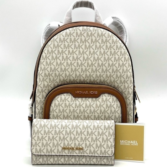 Michael Kors Jaycee Medium Zip Packet Backpack & Large Trifold Wallet Vanilla - Picture 2 of 13